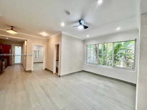 934 16th St, Miami Beach, FL 33139