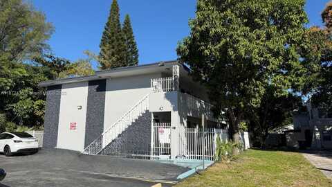 42 SW 14th St, Dania Beach, FL 33004