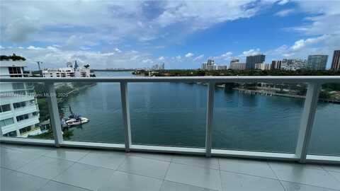 9821 E Bay Harbor Dr, Bay Harbor Islands, FL 33154