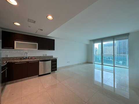 950 Brickell Bay Dr, Miami, FL 33131