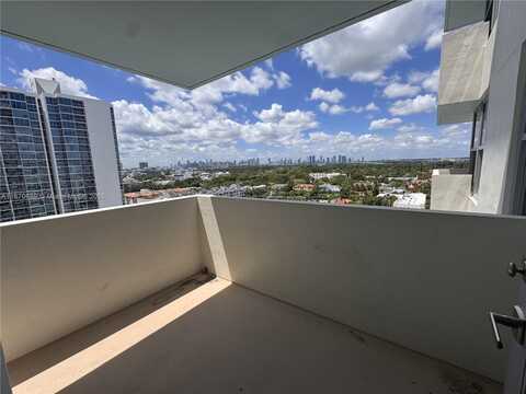 2899 Collins Ave, Miami Beach, FL 33140