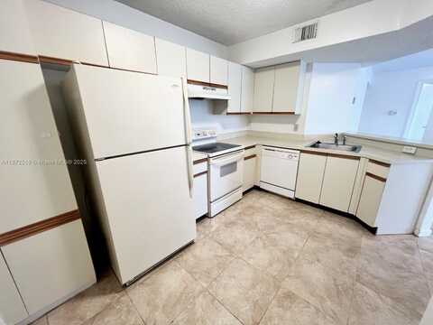 8977 Wiles Rd, Coral Springs, FL 33067