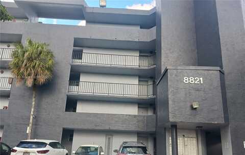 8821 W Flagler St, Miami, FL 33174