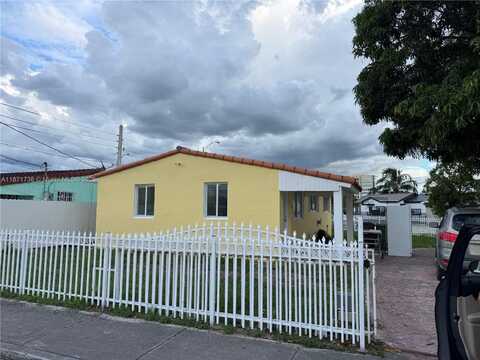 685 SE Park Dr, Hialeah, FL 33010