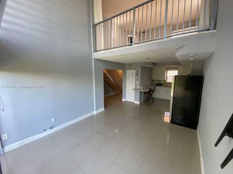 8897 Fontainebleau Blvd, Miami, FL 33172
