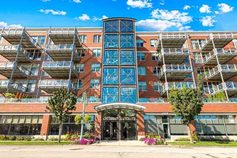 541 E Erie St, Milwaukee, WI 53202