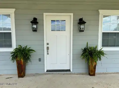 526 Andrew Chapel Road, Brandon, MS 39042
