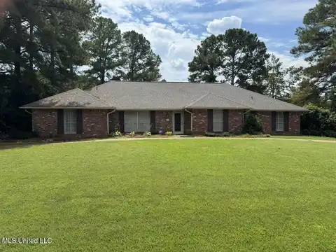 105 Brae Burn Drive, Jackson, MS 39211