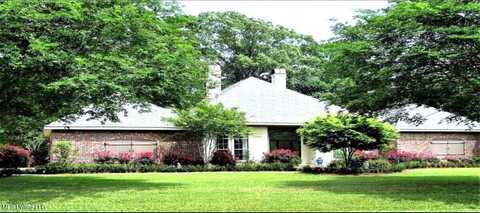 101 Cherrybark Lane, Natchez, MS 39120