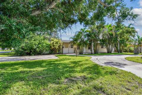 5500 30TH AVENUE N, Saint Petersburg, FL 33710