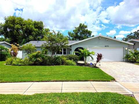 9071 RIDGE ROAD, SEMINOLE, FL 33772