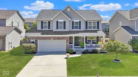 7827 Wedgetail Drive, Zionsville, IN 46077