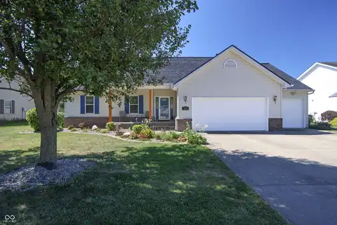 6115 E Prairie Stream Way, Columbus, IN 47203