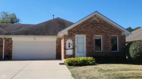 319 E College Avenue, Brownsburg, IN 46112