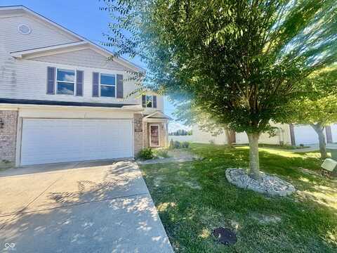 7913 Wildwood Farms Lane, Indianapolis, IN 46239