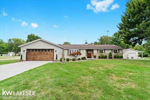 4450 Canterbury, Port Huron, MI 48060