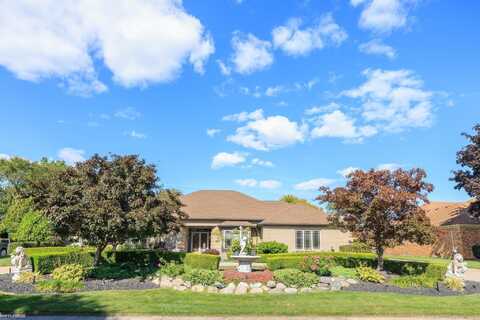 37444 ALPINIA, Clinton Township, MI 48036