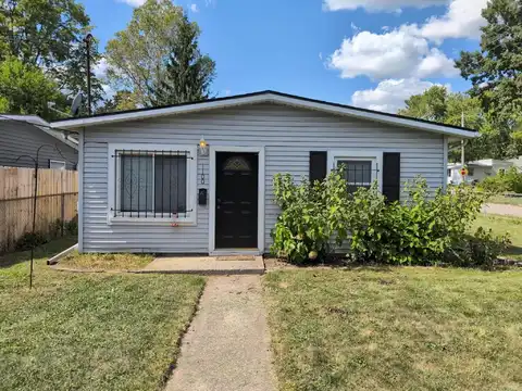 1100 S Clemens, Lansing, MI 48912