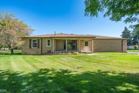 49453 Tarrytown, Shelby, MI 48315