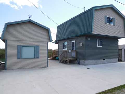 8235 Anchor Bay, Algonac, MI 48001