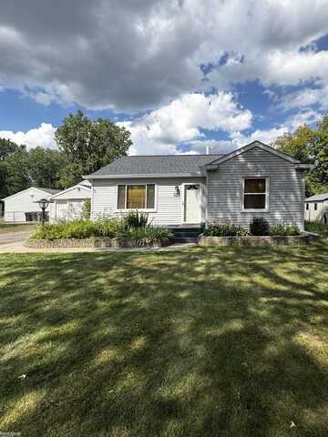 6161 Cottor, Sterling Heights, MI 48314