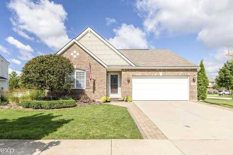 52645 Delena, Macomb, MI 48042