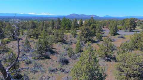 3192 SW 41st Street, Redmond, OR 97756