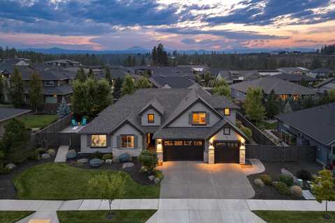 60869 SW Headwaters Loop, Bend, OR 97702