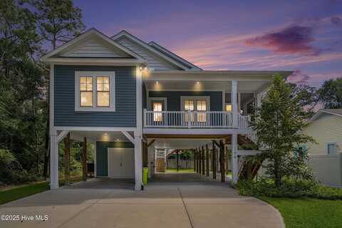106 NW 2nd Street, Oak Island, NC 28465