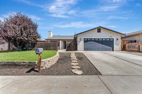 1671 Monticello DR, Hollister, CA 95023