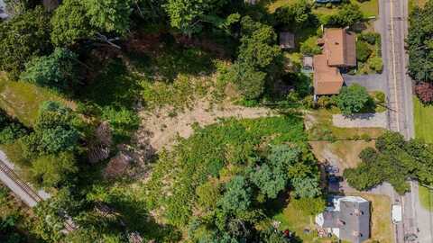 125r Middleboro Ave, Taunton, MA 02718