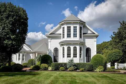 15 Whispering Lane, Holliston, MA 01746