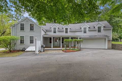 70 Maple St, West Newbury, MA 01985