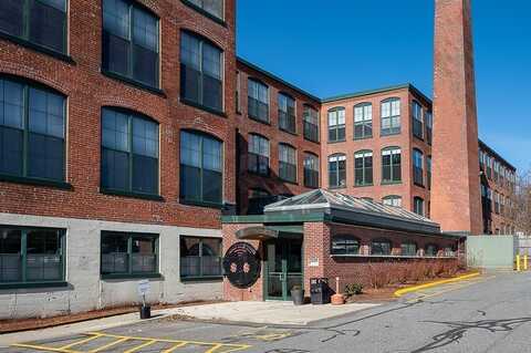 160 Fremont St, Worcester, MA 01603