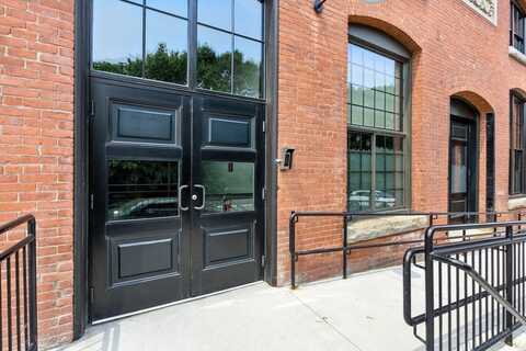 55 Sterling St, Clinton, MA 01510