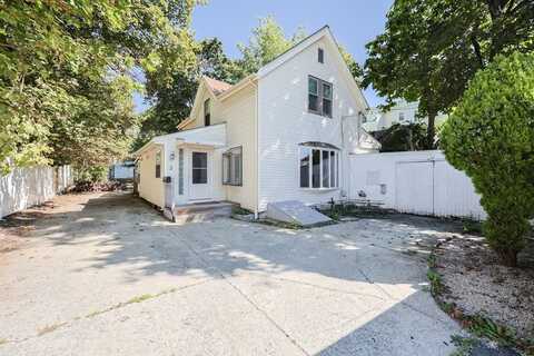 3 Strafford Place, Westwood, MA 02090
