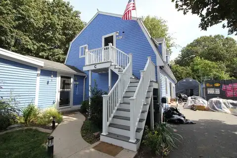 126 Washington St, Franklin, MA 02038