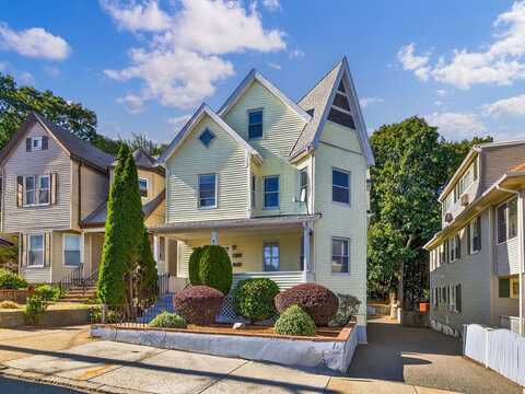 6 Knollin St, Malden, MA 02148