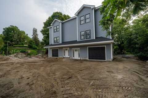 81 School St, Lowell, MA 01854