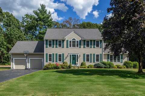 39 Shepherd St, Foxboro, MA 02035