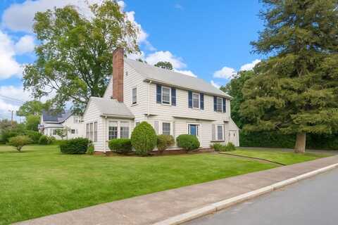6 Tanager Rd, Attleboro, MA 02703