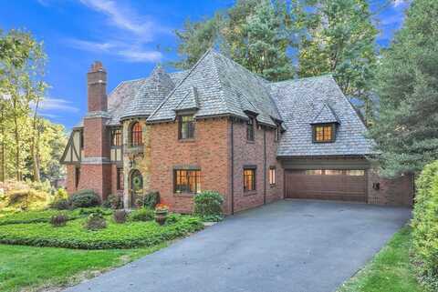 3 Westwood Drive, Worcester, MA 01609