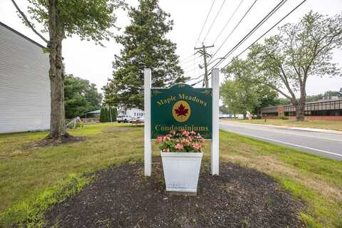 109 Maple St, Attleboro, MA 02703