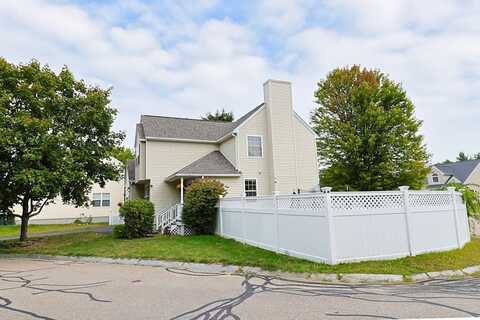 49 Palomino Dr, Franklin, MA 02038