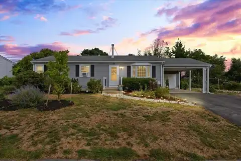 64 Midland Rd, Somerset, MA 02726