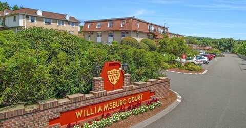 10 Williamsburg Ct, Shrewsbury, MA 01545