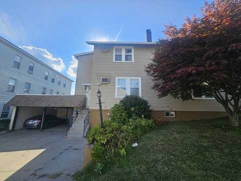 23 Liscomb St, Worcester, MA 01604