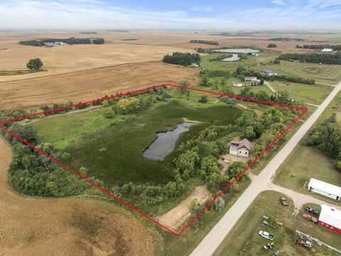 5501 30th St NW, Minot, ND 58703
