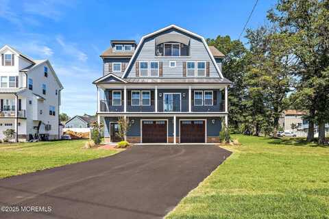 2 Lydia Place, Middletown, NJ 07748
