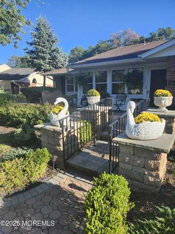 210 Huntington Drive, Lakewood, NJ 08701